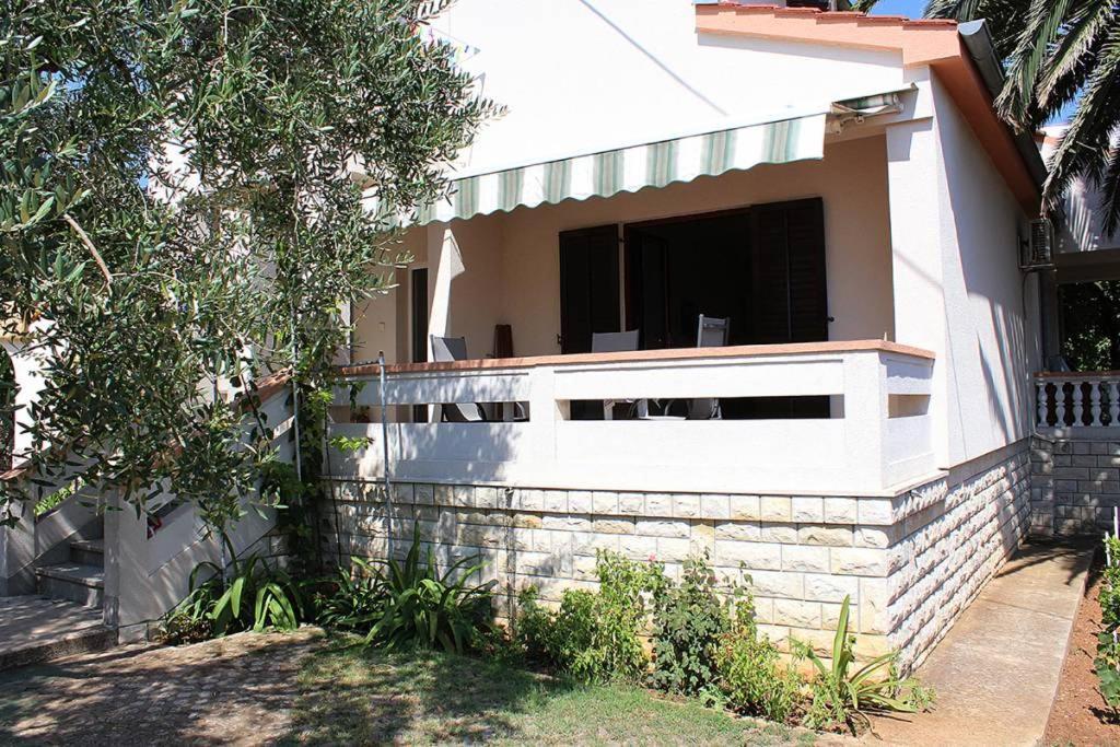 Studio Apartment Marcelina Preko Luaran gambar