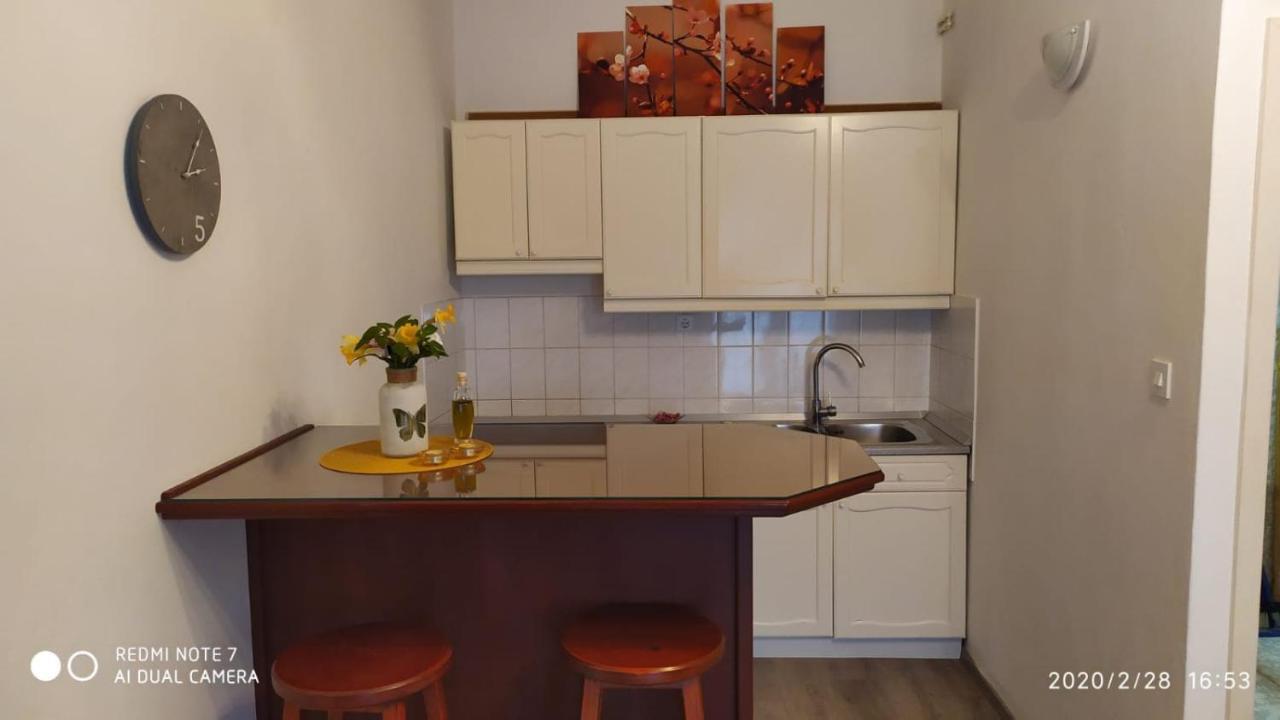 Studio Apartment Marcelina Preko Luaran gambar